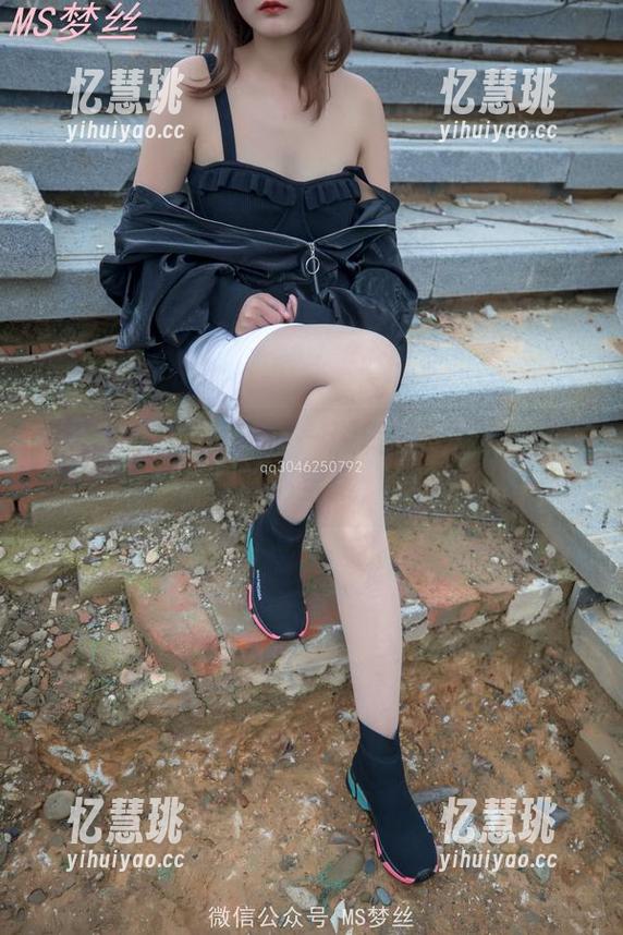 MSLASS梦丝女神-璇璇 MSLASS梦丝女神 - 璇璇的9分五官合集,壁纸界的隐秘宝藏,快来发现!