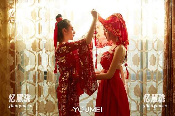 YouMi尤蜜荟 - 小阿狸最新图包：不只懵懂，这小学妹还有一丝顽皮呢