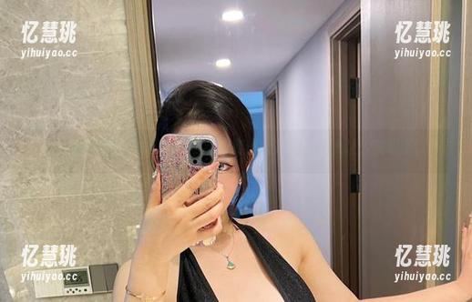 不爱笑的赛琳 微密圈 - 图片跳跃,不爱笑的赛琳的视觉真是太让人赞叹了。