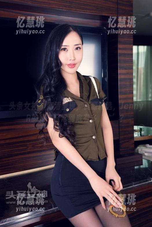 头条女神-JennyR 头条女神 - 高清呈现,资源精选,JennyR的秘书日常到底有多‘忙’?