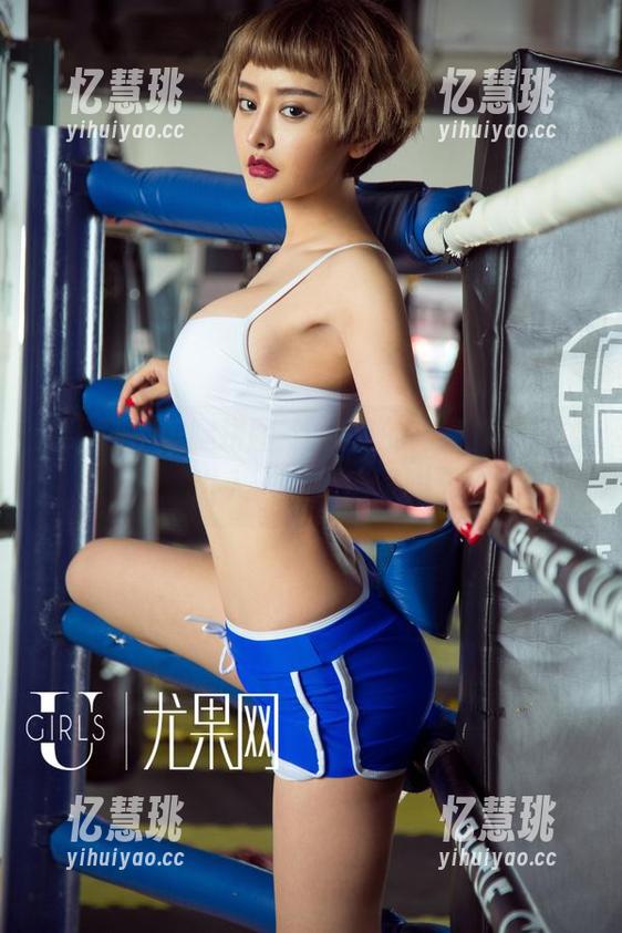尤果网 - 美腿拼图-沈佳熹的高清作品集，进入“腿”瘾深渊