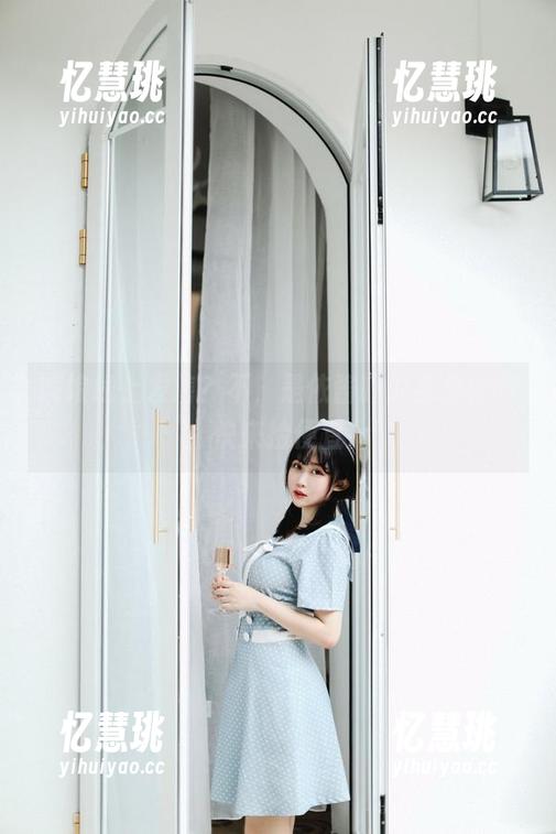 是依酱吖 媚娘线上发售?不,是依酱吖的免费图包,快来捡便宜!