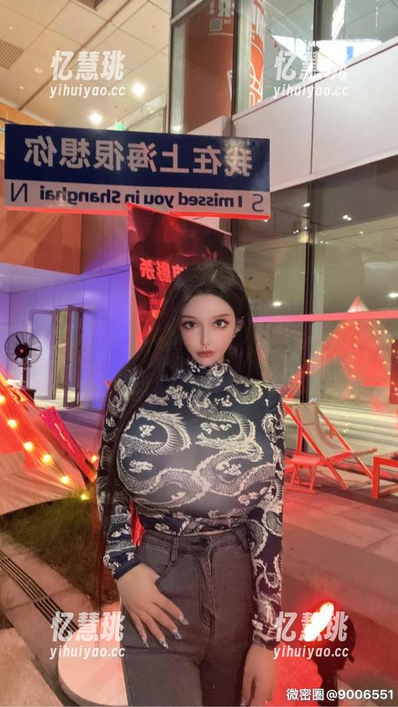 梦露veronica 微密圈 - 免费的梦露veronica高跟鞋,难道鞋子的飞翔与自由就在于此?