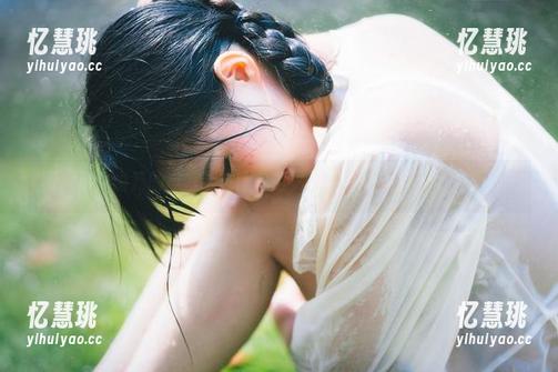 清水由乃 听说清水由乃的黑丝毛衣图包可以化解所有烦恼,试试看吧!