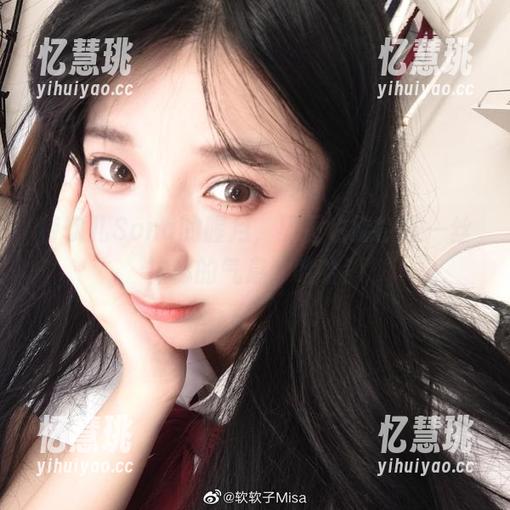 特软儿Sona的腥月，原图也能散发一丝神秘的气息，哈哈！