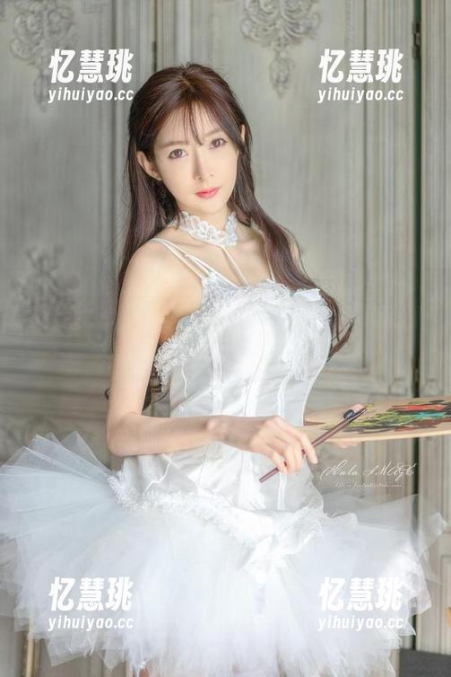 王羽杉 死库水套图精选,王羽杉把模糊境界玩得太溜