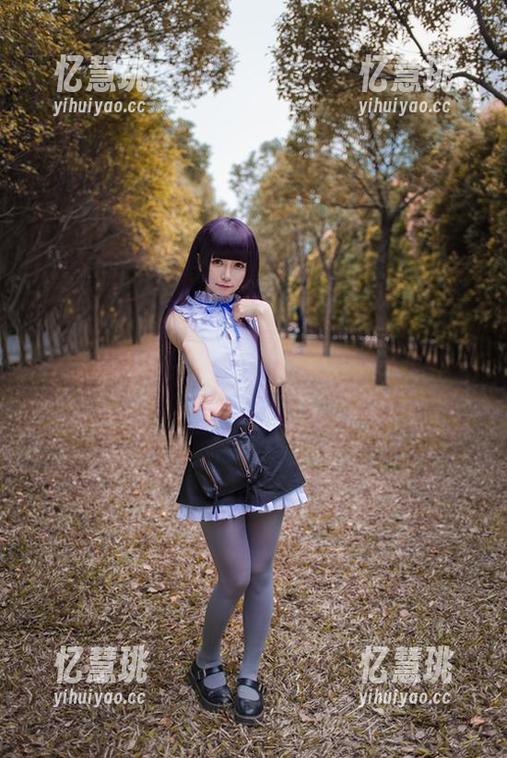 白金Saki 白金Saki的五更琉璃写真,校服也能成为Cos的宇宙旅行!