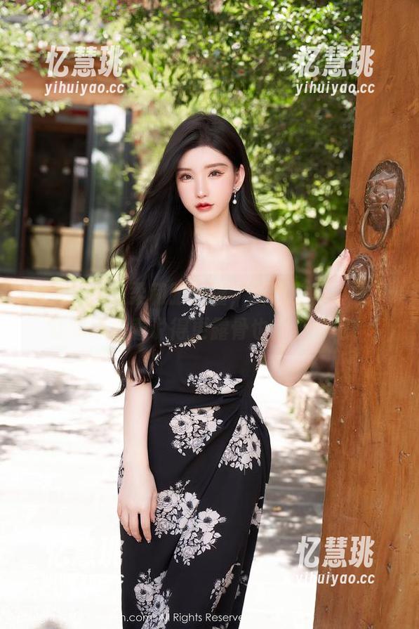 秀人网-媃柔 秀人网 - 媃柔和服碰撞,新出的写真集,让我琢磨着说得更露骨也不过分吧!
