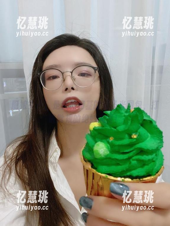 秋和柯基 厨娘?不!是秋和柯基的无圣光图包,打破常规的绝妙大餐!