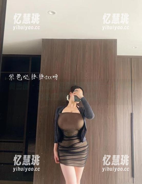 童小芯 微密圈 - 我的微信朋友圈搭档——童小芯把私房原图当成武器!